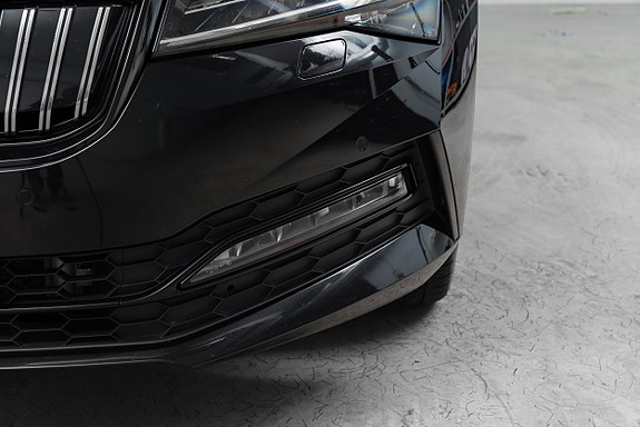 Skoda Superb 5 of 30