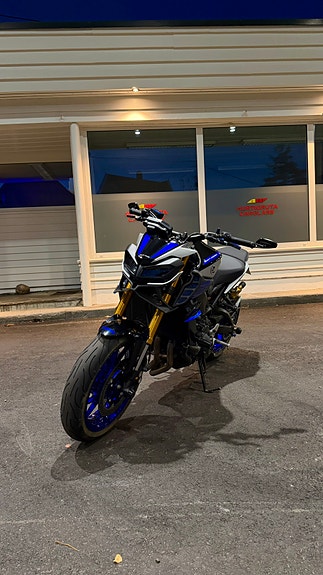Yamaha MT-09 SP 7 of 11