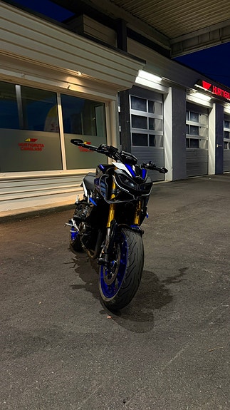 Yamaha MT-09 SP 8 of 11