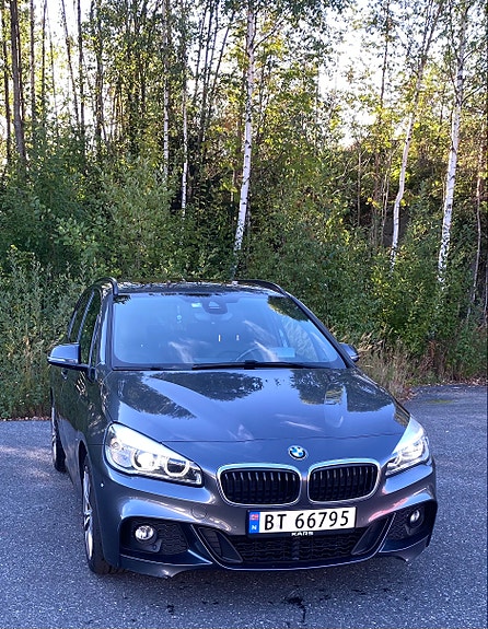 BMW 225xe 9 of 30