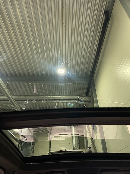 BMW 225xe 30 of 30