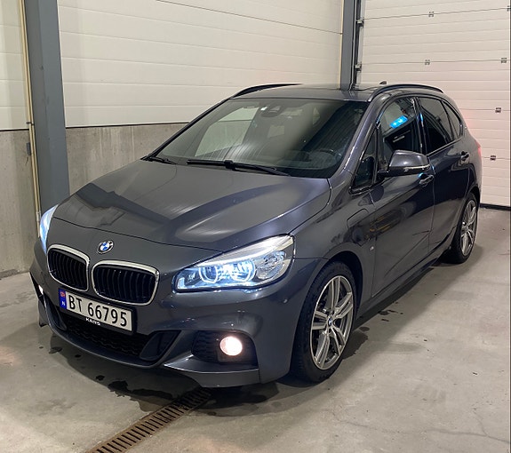 BMW 225xe 8 of 30