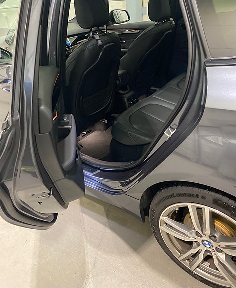 BMW 225xe 25 of 30