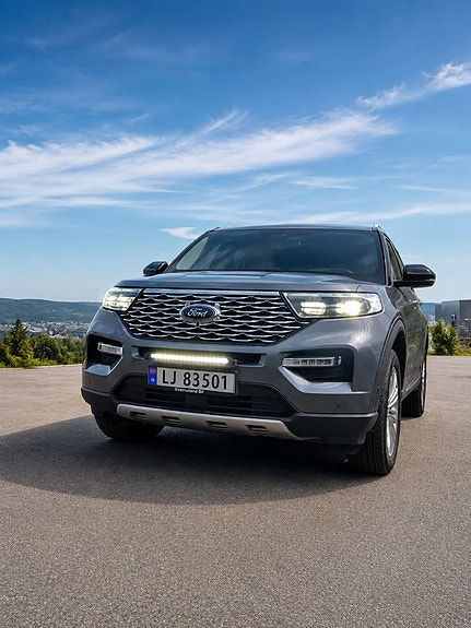 Ford Explorer 8 of 26