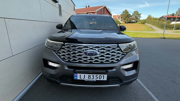 Ford Explorer 7 of 26