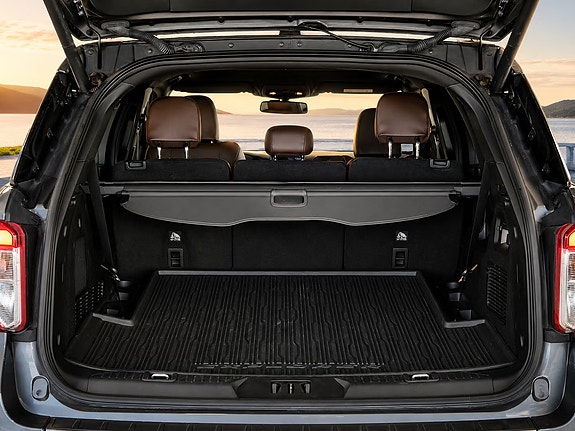 Ford Explorer 6 of 26