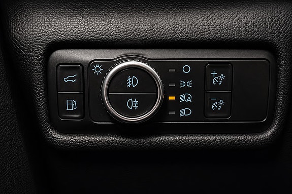 Ford Explorer 22 of 26