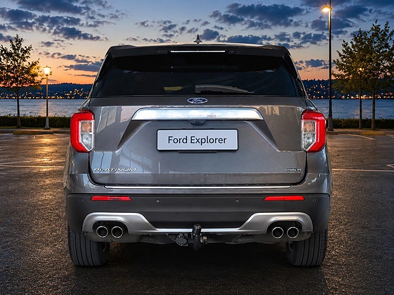 Ford Explorer 26 of 26