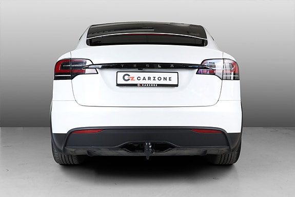 Tesla Model X 5 of 30