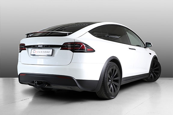 Tesla Model X 4 of 30