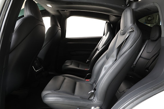 Tesla Model X 10 of 30
