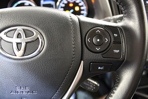 Toyota RAV4 16 of 30