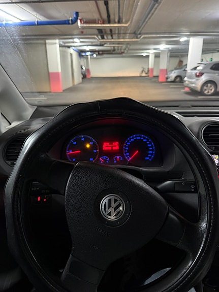Volkswagen Caddy 10 of 11