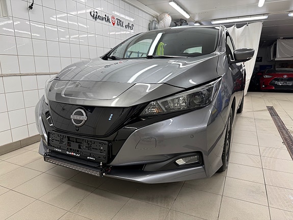 Nissan Leaf 2 of 30