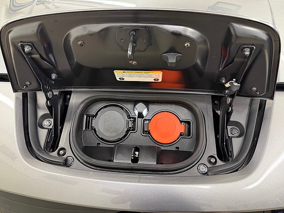 Nissan Leaf 10 of 30