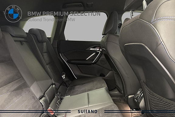BMW iX1 14 of 22