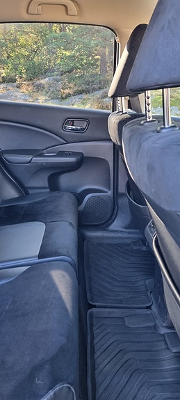 Honda CR-V 7 of 14