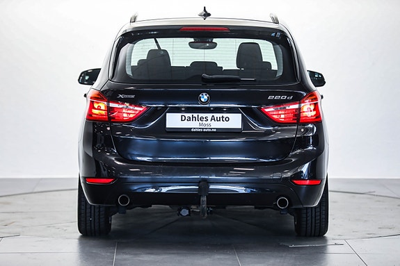 BMW 220d 6 of 30