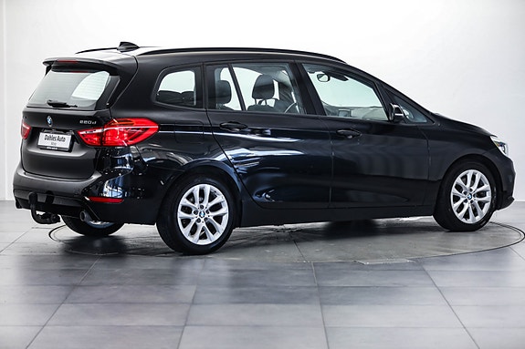 BMW 220d 4 of 30