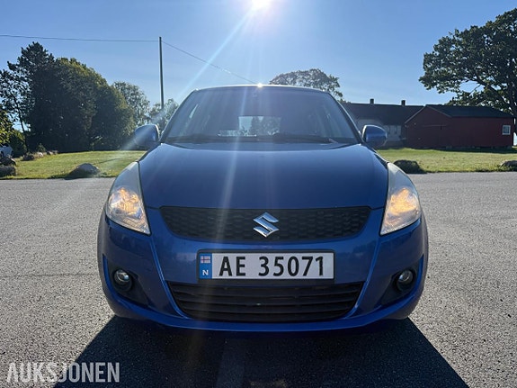 Suzuki Swift 9 of 30