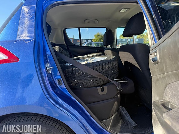 Suzuki Swift 30 of 30