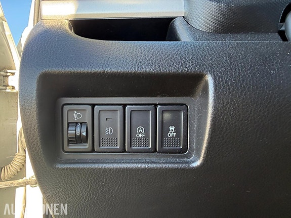 Suzuki Swift 23 of 30