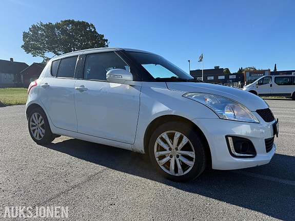 Suzuki Swift 2 of 30