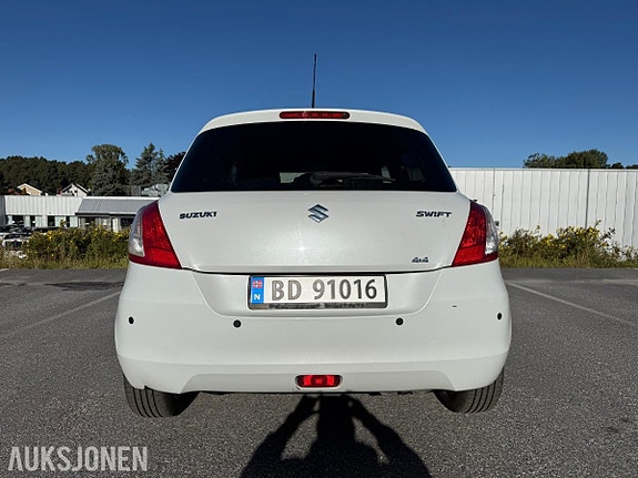 Suzuki Swift 7 of 30