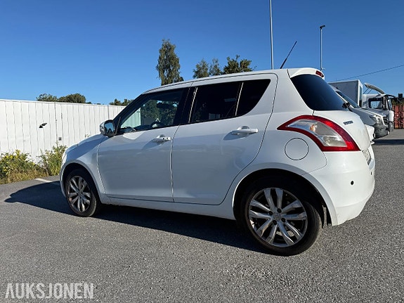 Suzuki Swift 5 of 30