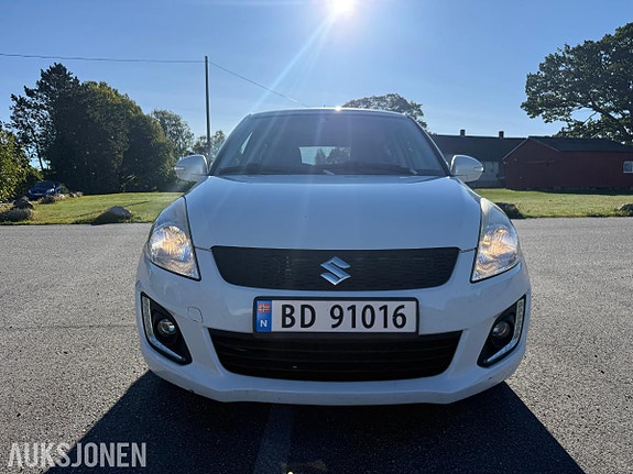 Suzuki Swift 8 of 30