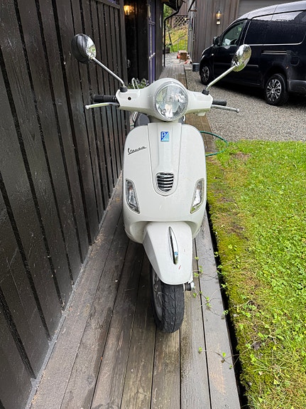 Vespa 50S 4T 3 of 4