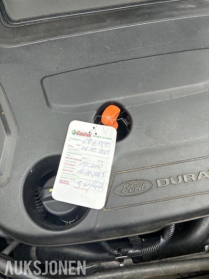 Ford Kuga 13 of 18