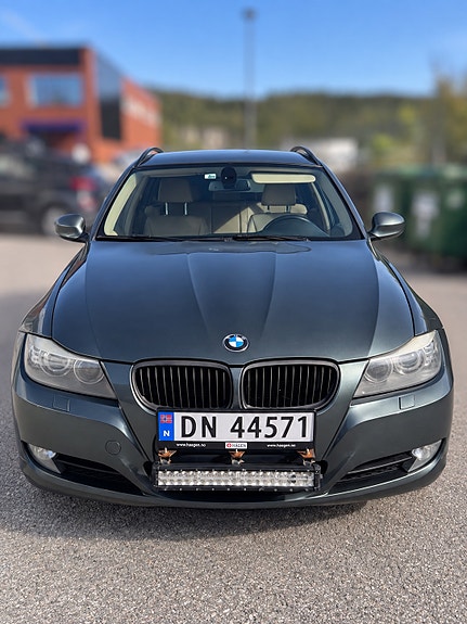 BMW 316d 3 of 16
