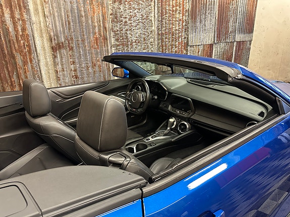 Chevrolet Camaro 8 of 30