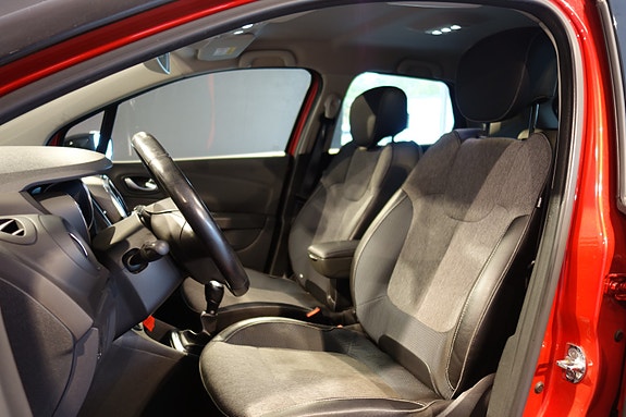 Renault Captur 17 of 24