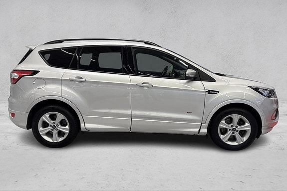 Ford Kuga 6 of 19