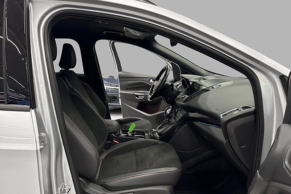 Ford Kuga 15 of 19