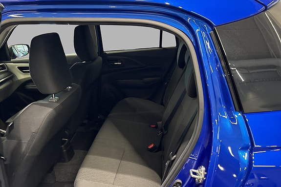 Suzuki Swift 16 of 19
