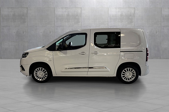 Toyota Proace City 2 of 16