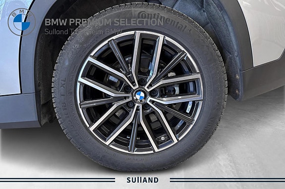 BMW iX1 24 of 26