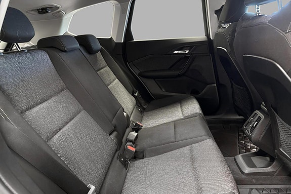 BMW iX1 16 of 26
