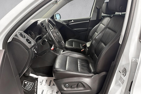 Volkswagen Tiguan 9 of 17