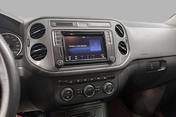 Volkswagen Tiguan 13 of 17