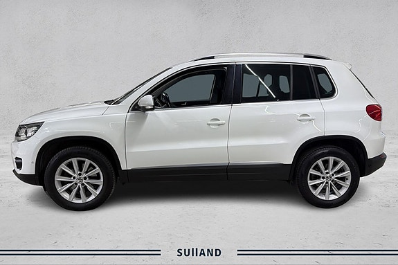 Volkswagen Tiguan 2 of 17