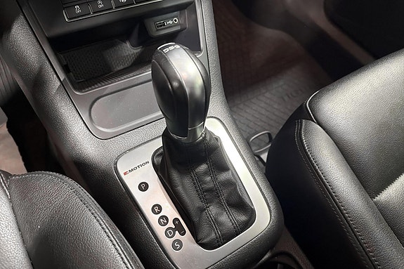 Volkswagen Tiguan 15 of 17