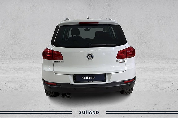 Volkswagen Tiguan 3 of 17