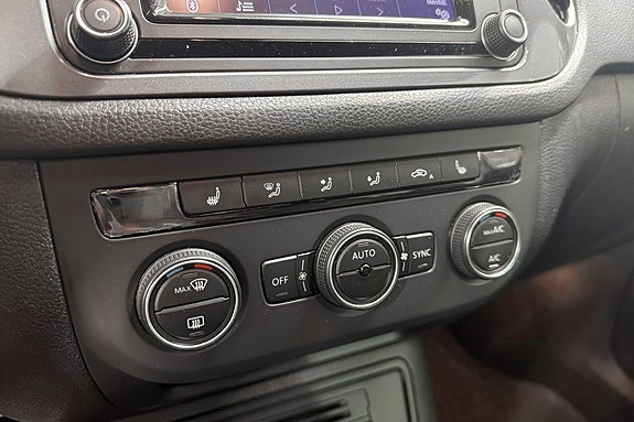 Volkswagen Tiguan 14 of 17