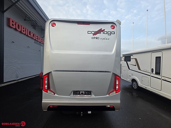 Carthago Chic S-Plus I 64 QB // Iveco // Alde // Toalett tank // Hyrauliske labber 5 of 30