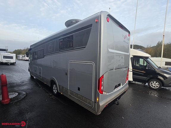Carthago Chic S-Plus I 64 QB // Iveco // Alde // Toalett tank // Hyrauliske labber 4 of 30