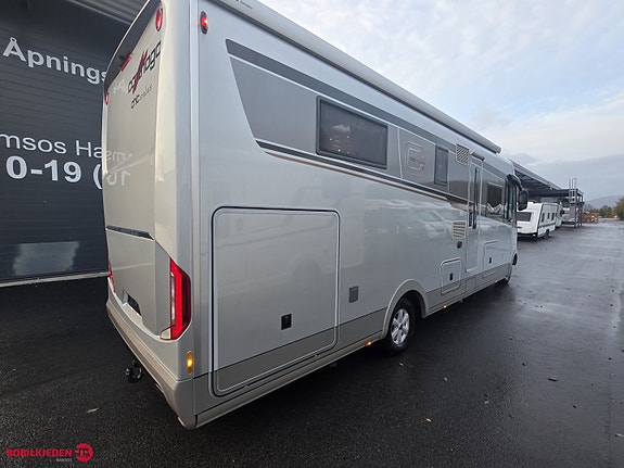 Carthago Chic S-Plus I 64 QB // Iveco // Alde // Toalett tank // Hyrauliske labber 6 of 30